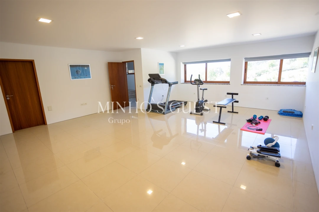 Moradia T4 para Venda em Souto Santa Maria, Souto São Salvador e Gondomar Foto 24