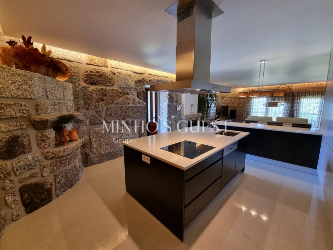 Moradia T4 para Venda em Souto Santa Maria, Souto São Salvador e Gondomar Foto 10