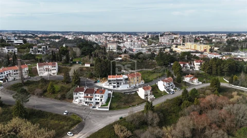Terreno para Venda em Leiria, Pousos, Barreira e Cortes