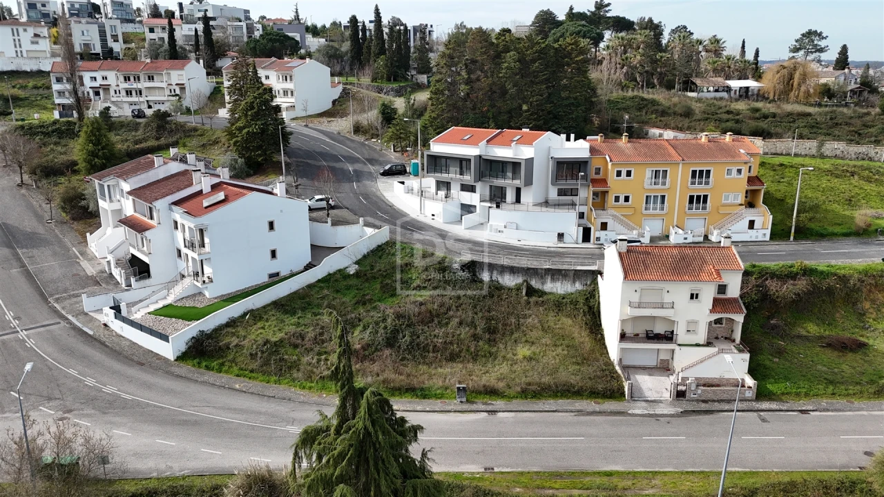 Terreno para Venda em Leiria, Pousos, Barreira e Cortes Foto 2