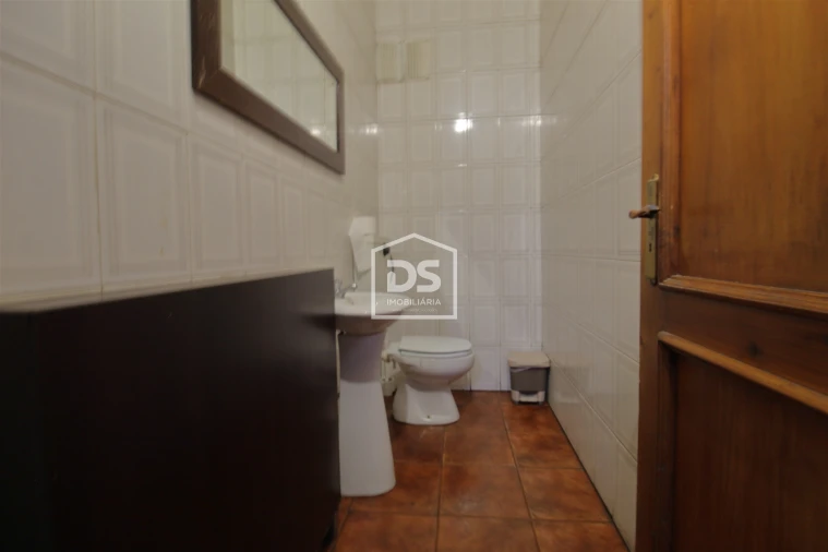 Negócio para Trespasse em Sobrado e Bairros Foto 10