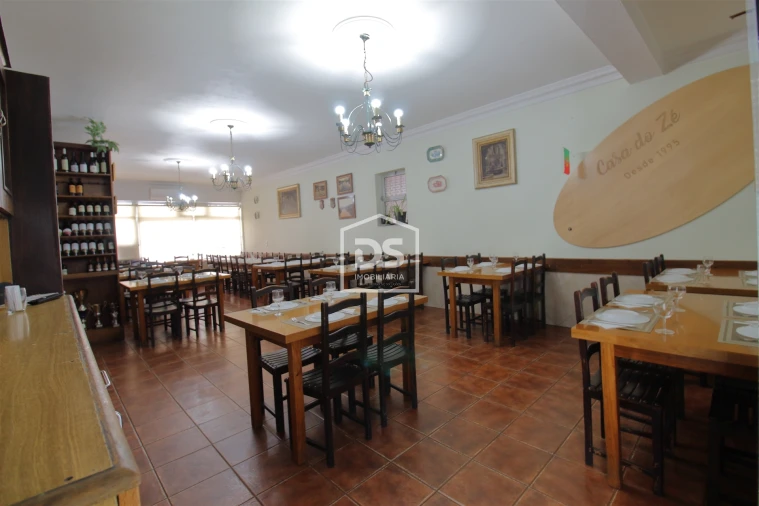 Negócio para Trespasse em Sobrado e Bairros Foto 9