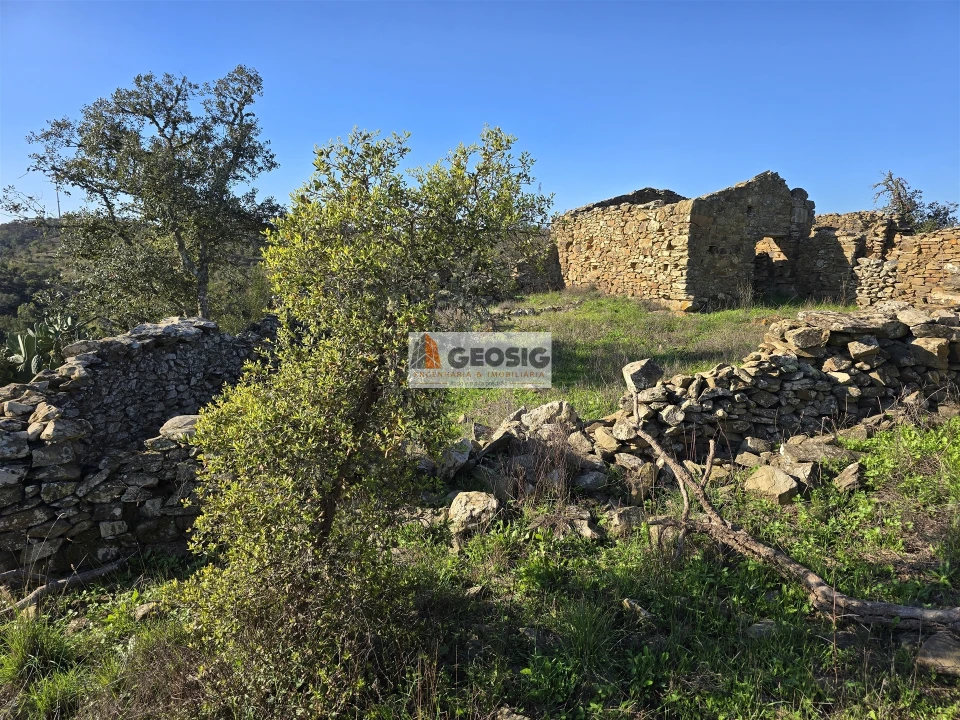 Quinta T0 para Venda em Santa Clara-A-Nova e Gomes Aires Foto 1