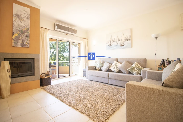 Apartamento T2 para Venda em Estômbar e Parchal Foto 5