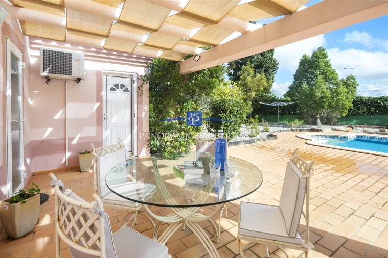 Moradia T3 para Venda em Estômbar e Parchal Foto 2