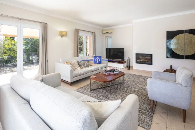 Moradia T3 para Venda em Estômbar e Parchal Foto 6