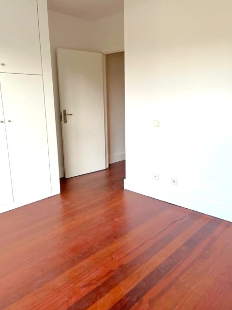 Apartamento T1 para Arrendamento em Ramalde