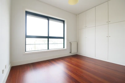 Apartamento T1 para Arrendamento em Ramalde