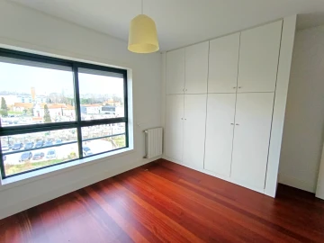 Apartamento T1 para Arrendamento em Ramalde