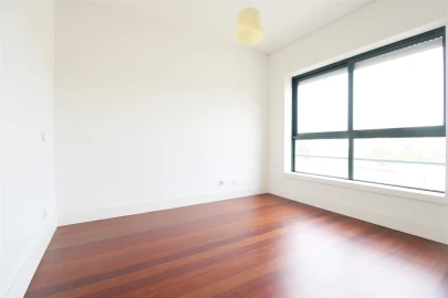 Apartamento T1 para Arrendamento em Ramalde