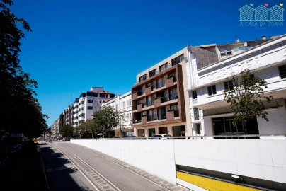 Loja para Arrendamento em Glória e Vera Cruz