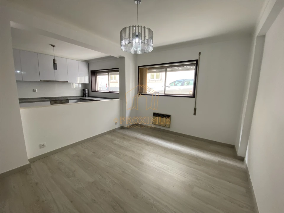 Apartamento T3 para Venda em Buarcos Foto 1