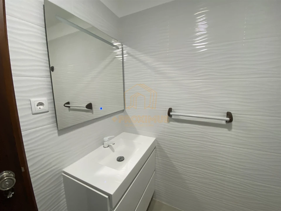 Apartamento T3 para Venda em Buarcos Foto 19
