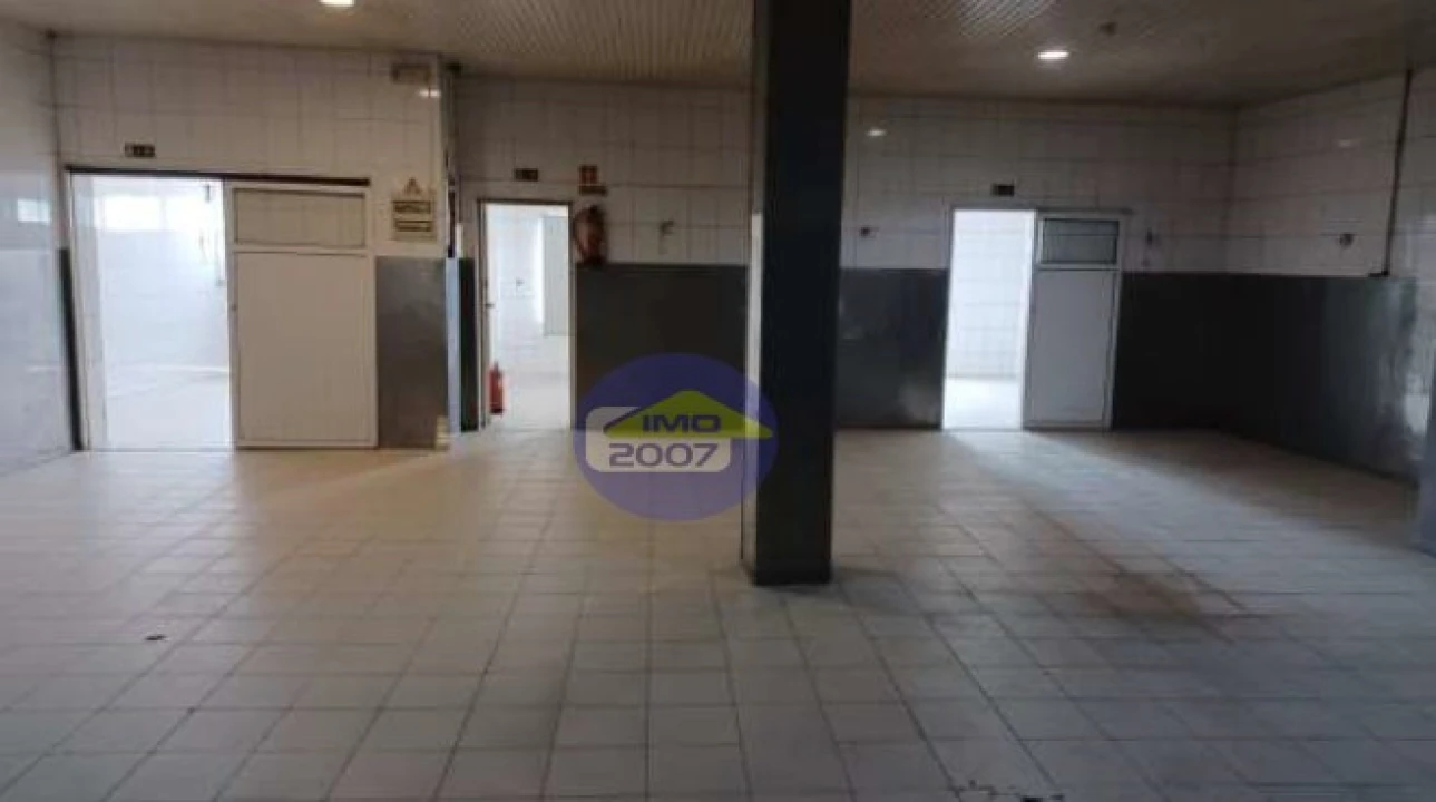 Loja para Venda em São Miguel de Poiares Foto 4