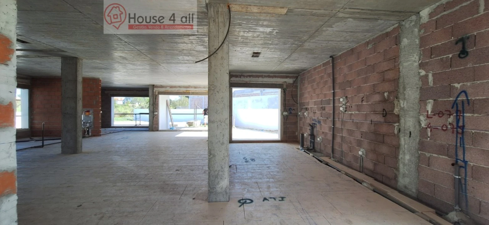 Moradia T3 para Venda em Caldas da Rainha - Santo Onofre e Serra do Bouro Foto 9