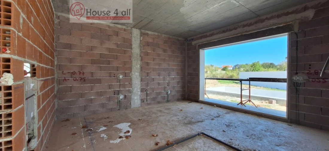 Moradia T3 para Venda em Caldas da Rainha - Santo Onofre e Serra do Bouro Foto 12