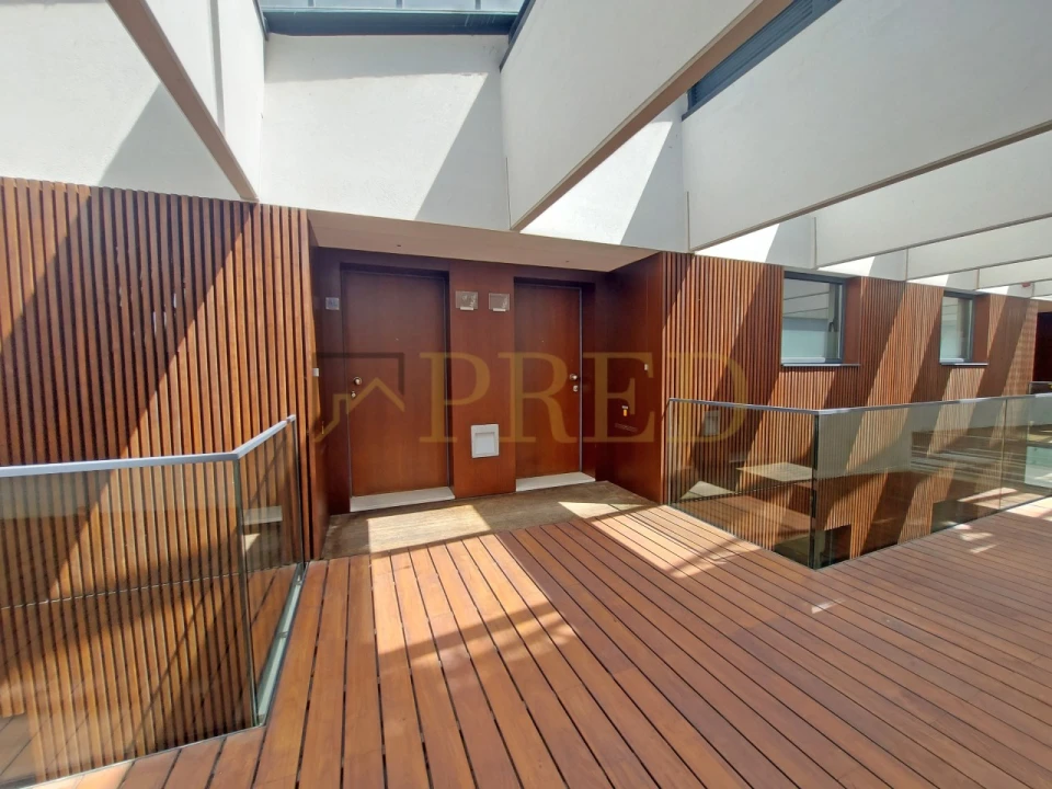 Apartamento T2 para Arrendamento em Santa Marinha e São Pedro da Afurada Foto 5