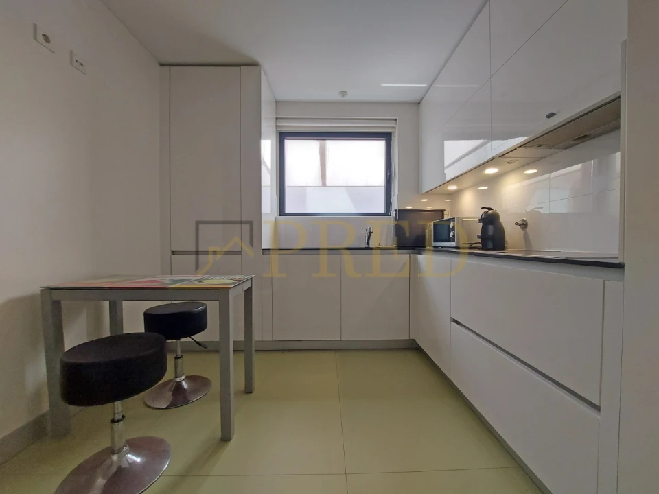 Apartamento T2 para Arrendamento em Santa Marinha e São Pedro da Afurada Foto 10