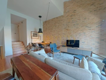 Apartamento T2 para Arrendamento em Santa Marinha e São Pedro da Afurada