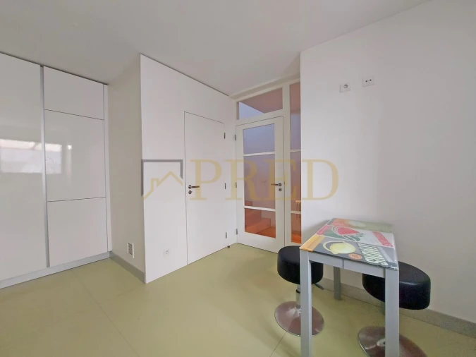 Apartamento T2 para Arrendamento em Santa Marinha e São Pedro da Afurada Foto 8