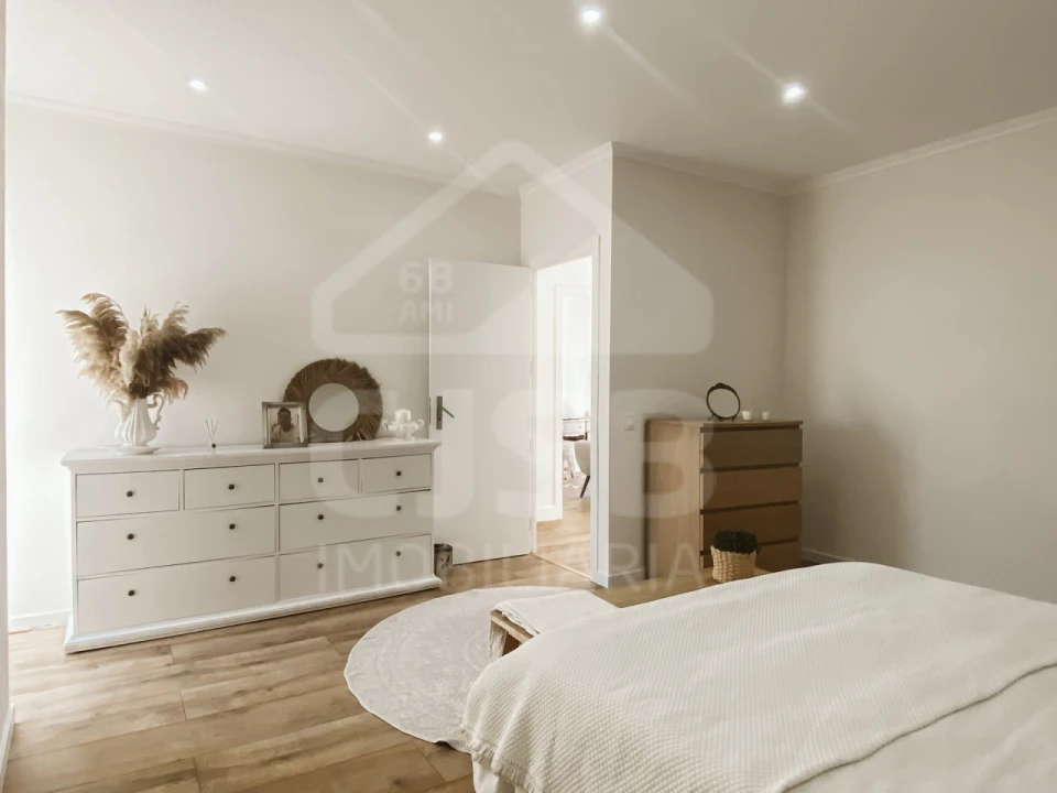 Moradia T6 para Venda em Samora Correia Foto 13