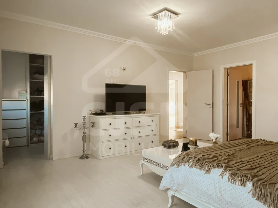 Moradia T6 para Venda em Samora Correia Foto 18