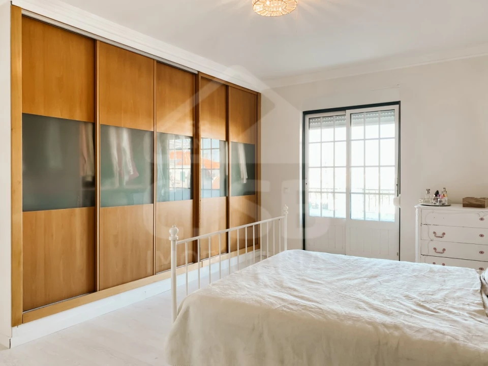 Moradia T6 para Venda em Samora Correia Foto 29