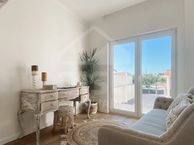 Moradia T6 para Venda em Samora Correia Foto 11