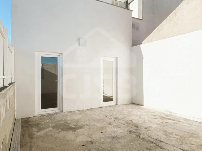 Moradia T6 para Venda em Samora Correia Foto 17