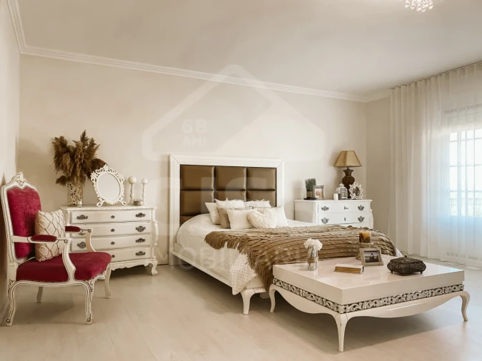 Moradia T6 para Venda em Samora Correia Foto 2