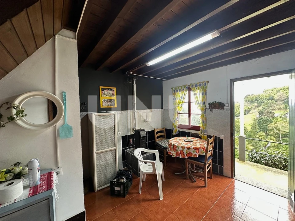 Moradia T1 para Venda em Lomba da Fazenda Foto 8