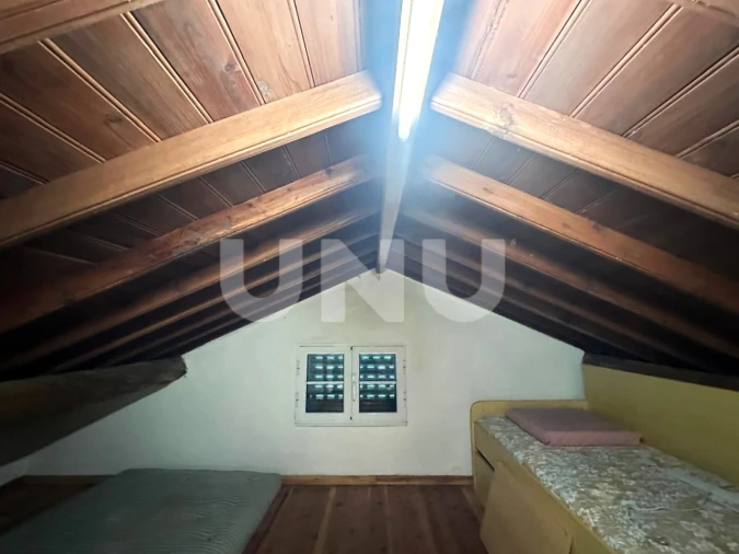 Moradia T1 para Venda em Lomba da Fazenda Foto 4