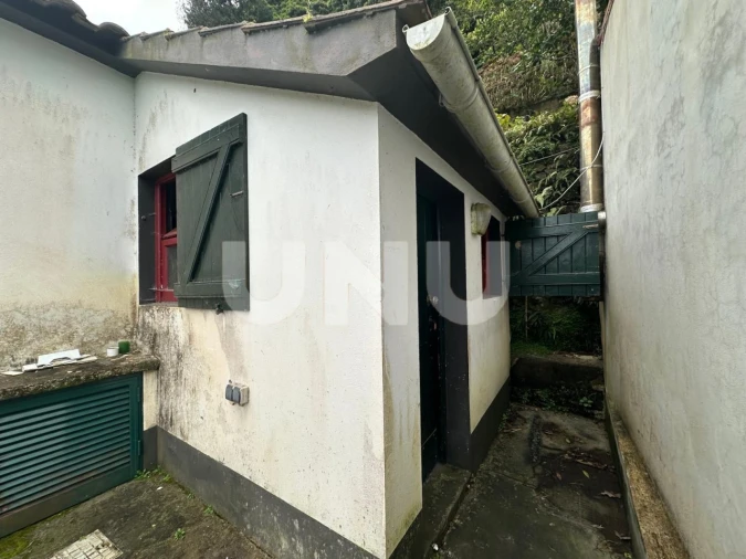 Moradia T1 para Venda em Lomba da Fazenda Foto 12