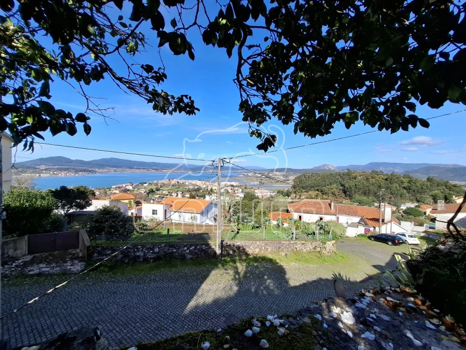 Moradia T4 para Venda em Caminha (Matriz) e Vilarelho Foto 1