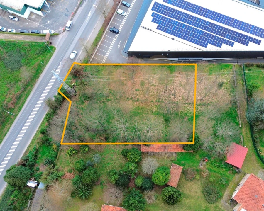 Terreno para Venda em Arcozelo Foto 3