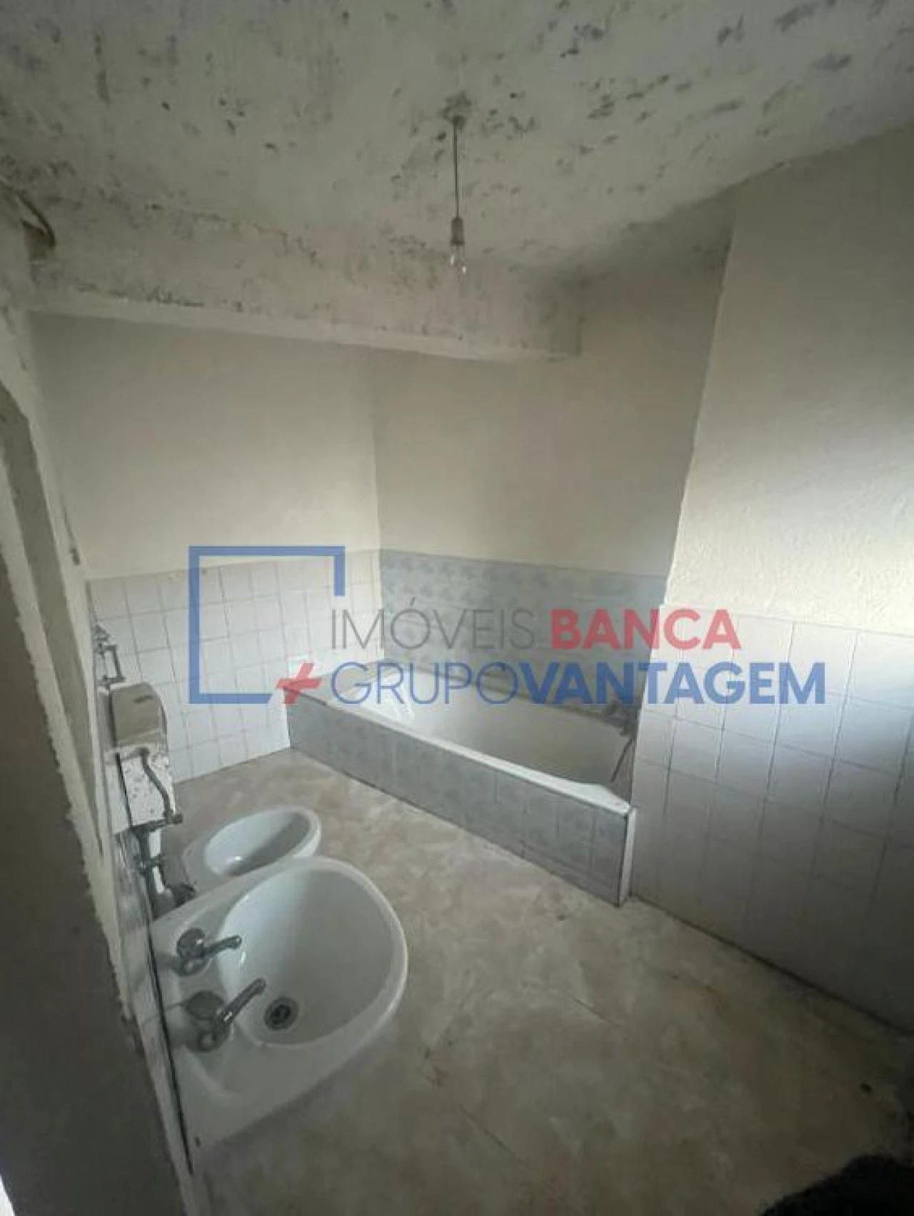 Moradia T2 para Venda em Nogueira e Ermida Foto 4