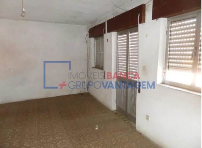 Moradia T2 para Venda em Nogueira e Ermida Foto 7