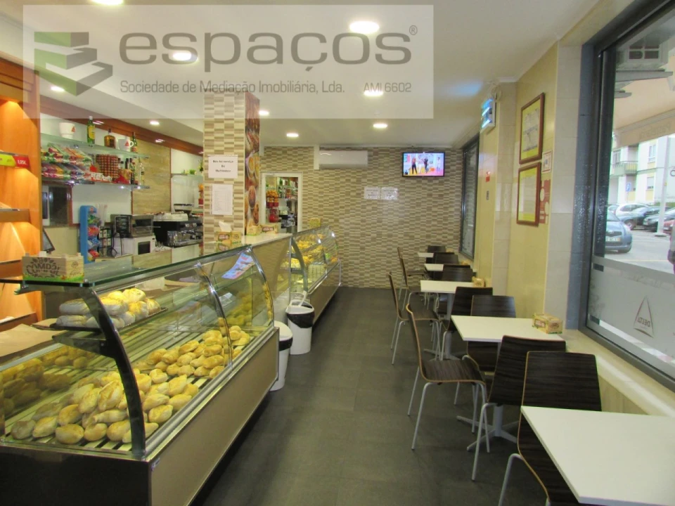 Negócio para Venda em Santa Iria de Azoia, São João da Talha e Bobadela Foto 2