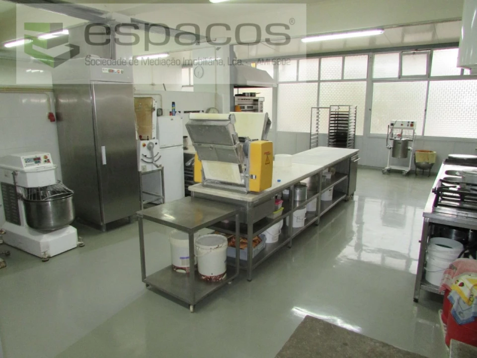 Negócio para Venda em Santa Iria de Azoia, São João da Talha e Bobadela Foto 5