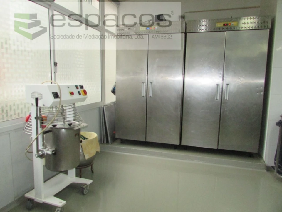 Negócio para Venda em Santa Iria de Azoia, São João da Talha e Bobadela Foto 7