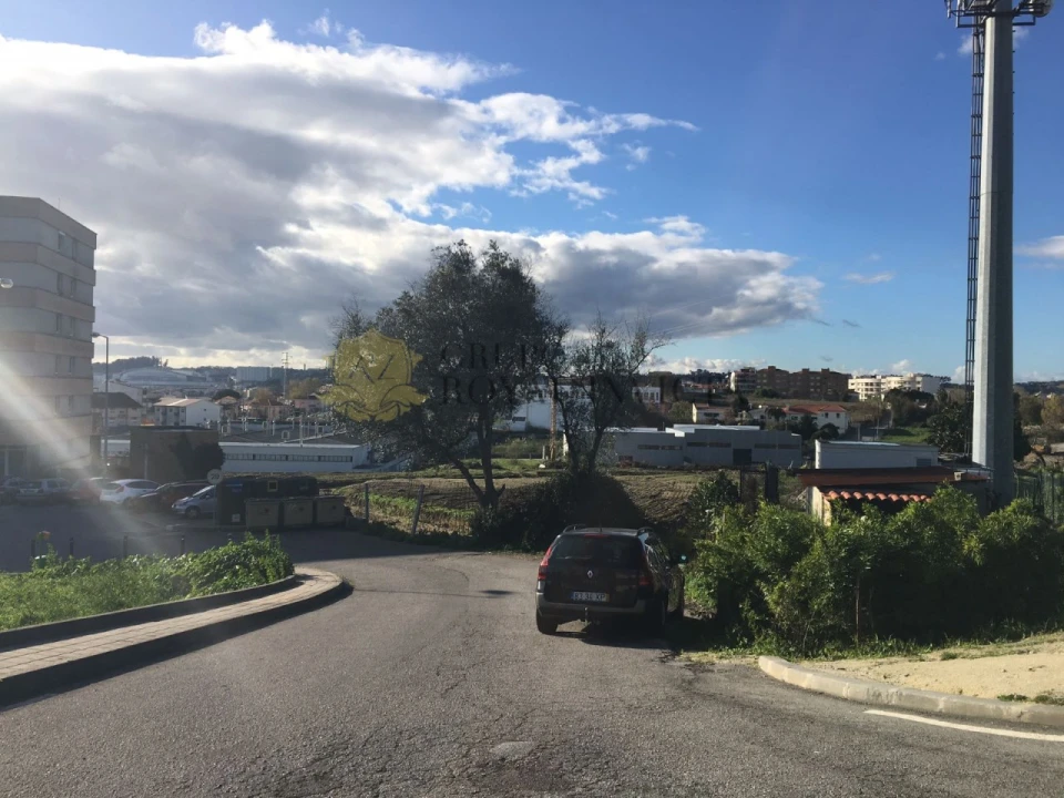 Terreno para Venda em Rio Tinto Foto 2