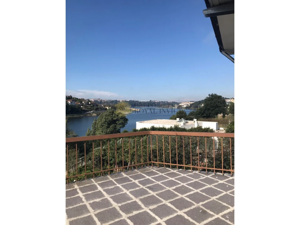 Moradia T4 para Venda em Gondomar (São Cosme), Valbom e Jovim Foto 27