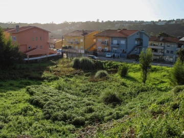 Terreno para Venda em Fânzeres e São Pedro da Cova