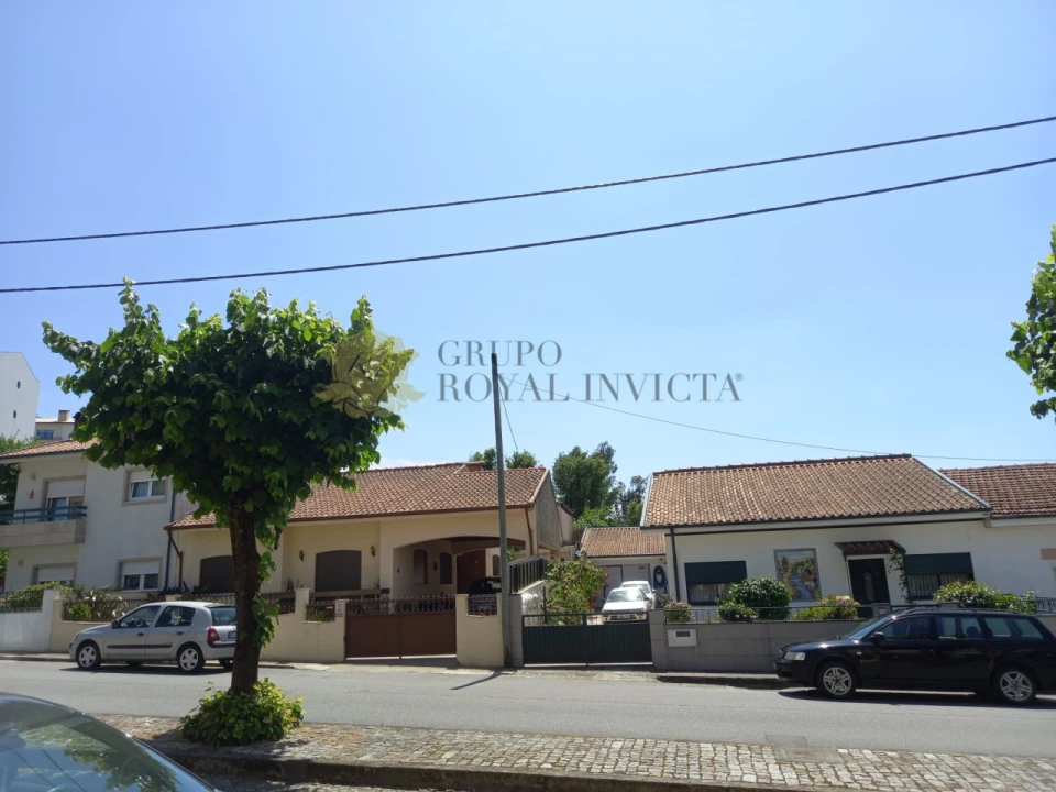 Loja para Venda em Alfena Foto 20