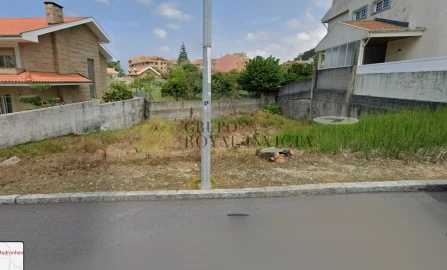 Terreno para Venda em Canelas