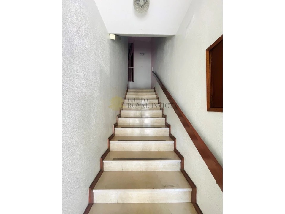 Prédio para Venda em Gondomar (São Cosme), Valbom e Jovim Foto 2