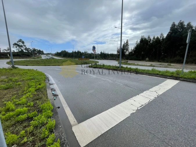 Terreno para Venda em Campo e Sobrado Foto 4