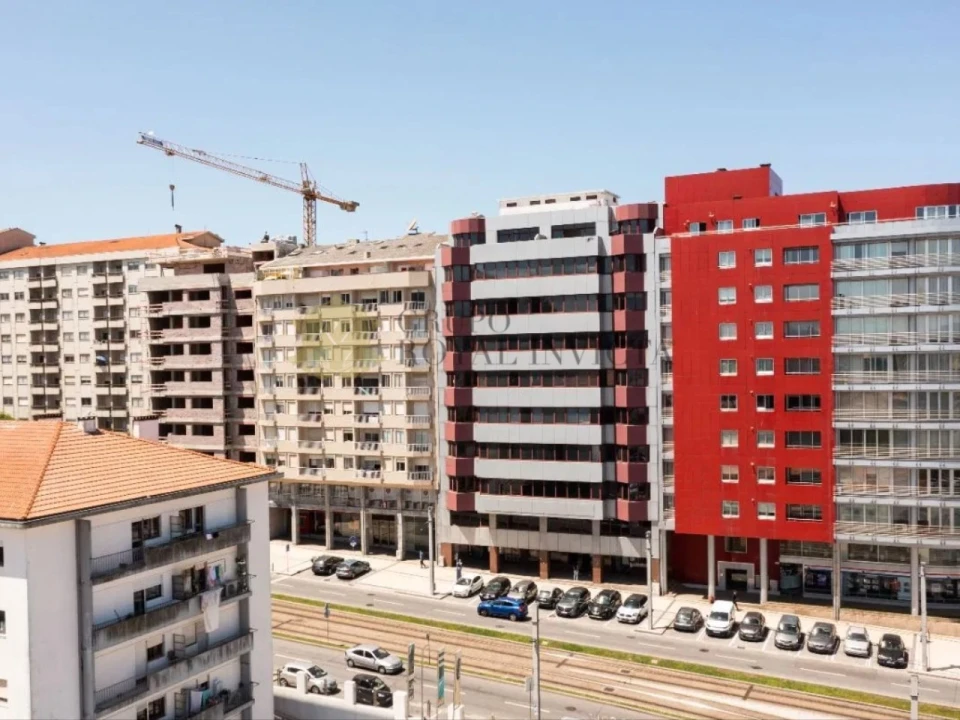 Escritório para Venda em Mafamude e Vilar do Paraíso Foto 4