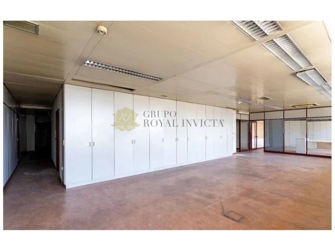 Escritório para Venda em Mafamude e Vilar do Paraíso Foto 14