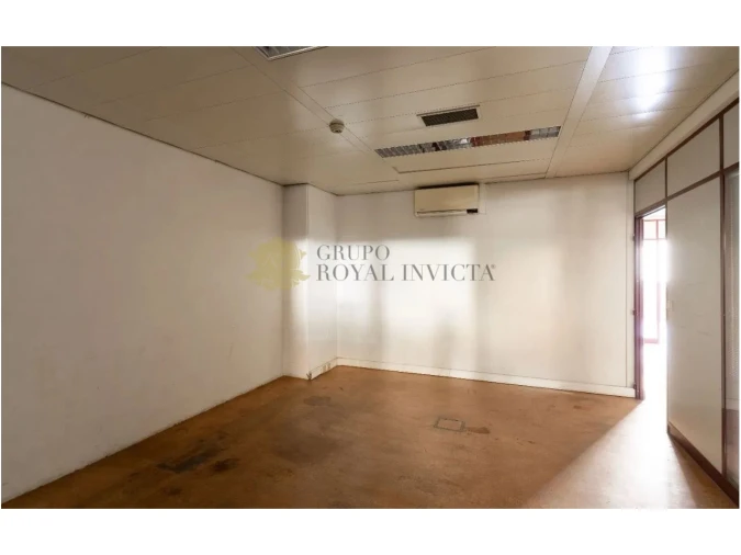 Escritório para Venda em Mafamude e Vilar do Paraíso Foto 21